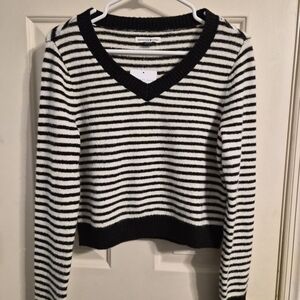 American Eagle Outfitters Black and White Striped V-Neck Sweater